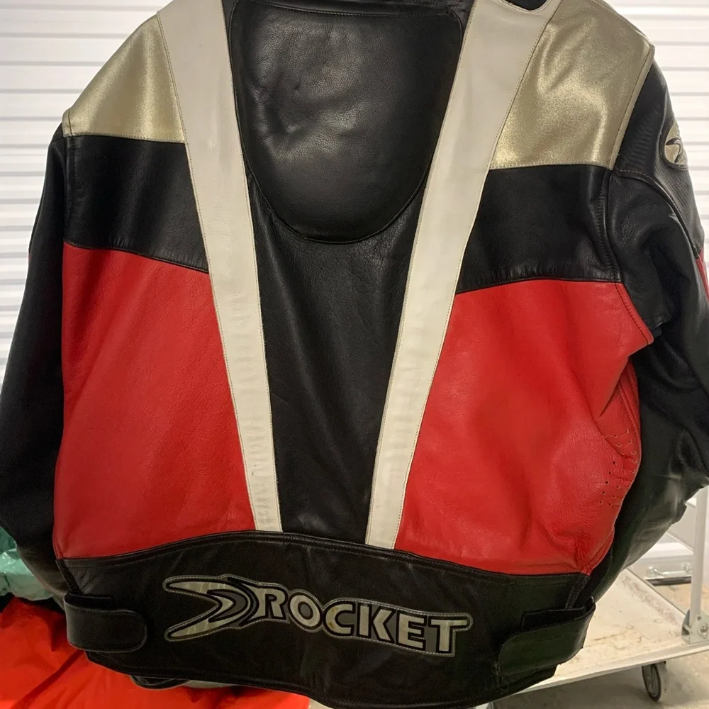 Motorcycle gear - Picture 2 of 5